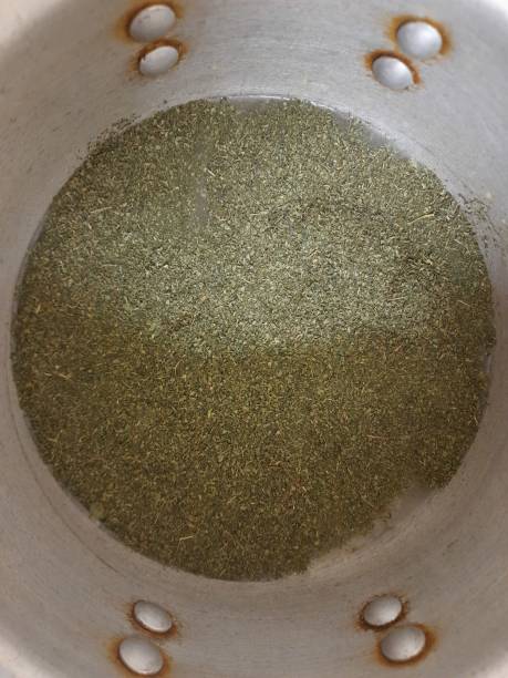 تصویر 3 از نعناع خشک درجه‌ یک با رنگ سبز طبیعی و کیفیت بالا