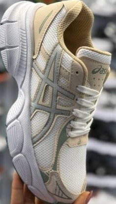 کتونی اسیکس زنانه شیک و با کیفیت