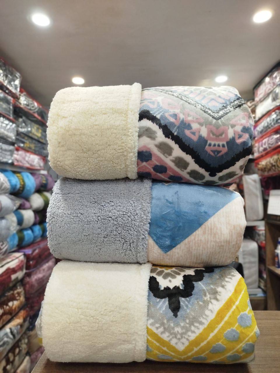 تامین مستقیم و خرید به صرفه پتو پشت گوسفندی شاندشیپ