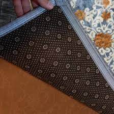 تصویر 2 از سجاده مخمل ترمز دار متناسب با هر سلیقه