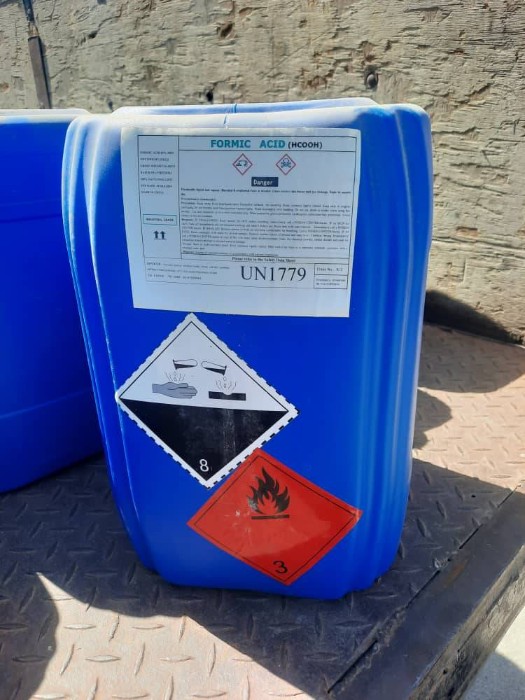 عرصه ی اسید فرمیک چینی 85% گالن 25 کیلویی