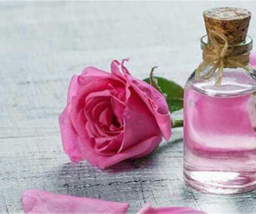 تصویر 1 از اسانس گل محمدی طبیعی + مناسب صنایع غذایی