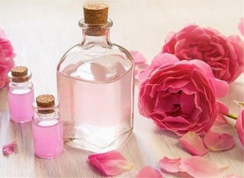 تصویر 3 از اسانس گل محمدی طبیعی + مناسب صنایع غذایی