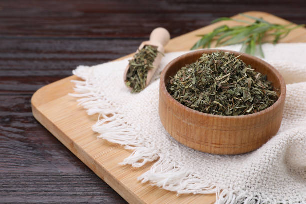 تصویر 3 از ترخون خشک با عطر تند و طعم گیاهی دلنشین