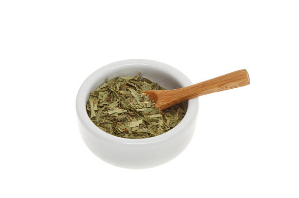 تصویر 3 از ترخون خشک برگ‌ درشت با رنگ سبز طبیعی