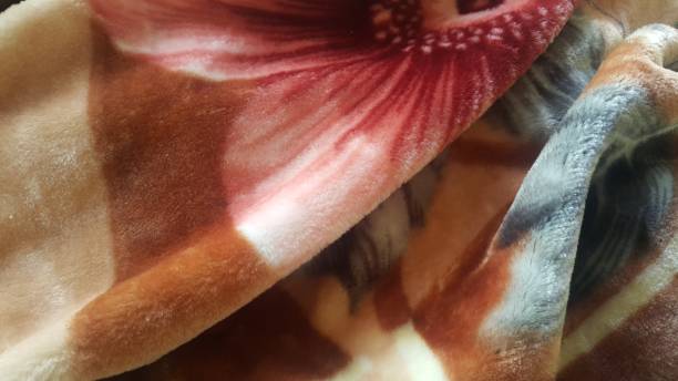 تصویر 3 از پتو تک‌ نفره با وزن مناسب و الیاف باکیفیت