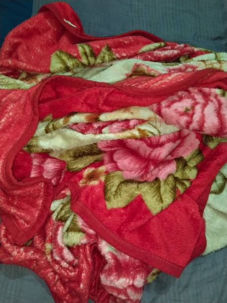 تصویر 1 از پتو تک‌ نفره با وزن مناسب و الیاف باکیفیت