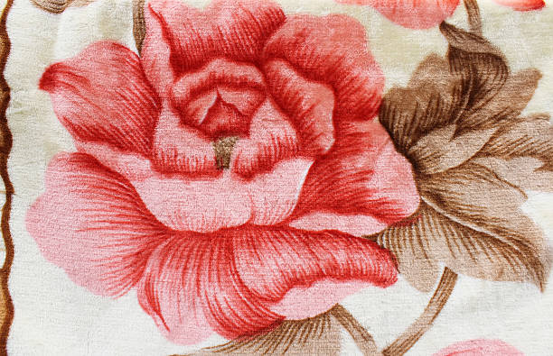 تصویر 2 از پتو دو‌نفره با اندازه استاندارد و گرمای مطبوع