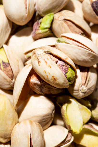 تصویر 3 از عرضه پسته اکبری زعفرانی با کیفیت تظمینی