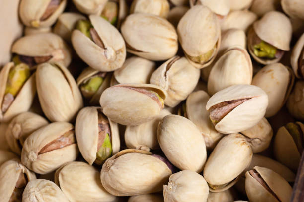 تصویر 2 از پسته اکبری خام دستچین درجه یک و منحصر به فرد