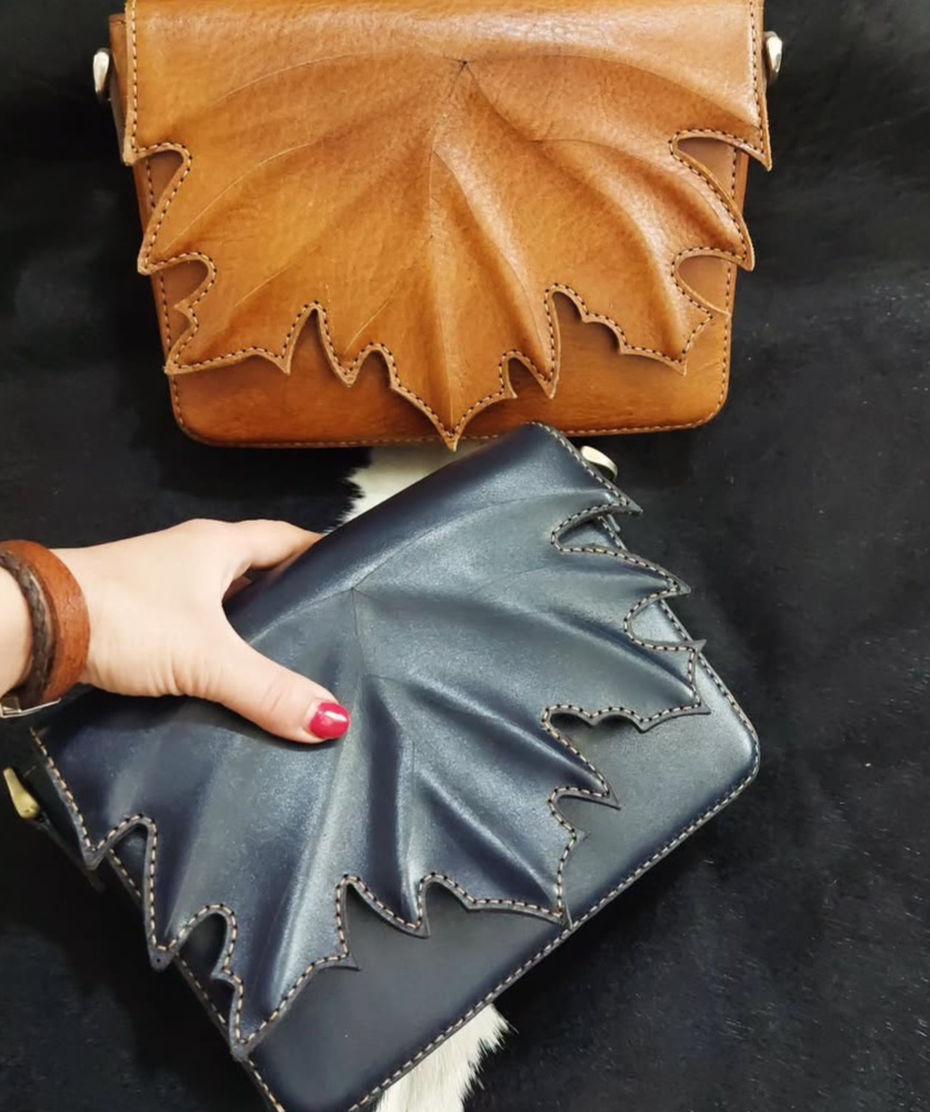 کیف دوشی چرم دستدوز باقیمت عمده