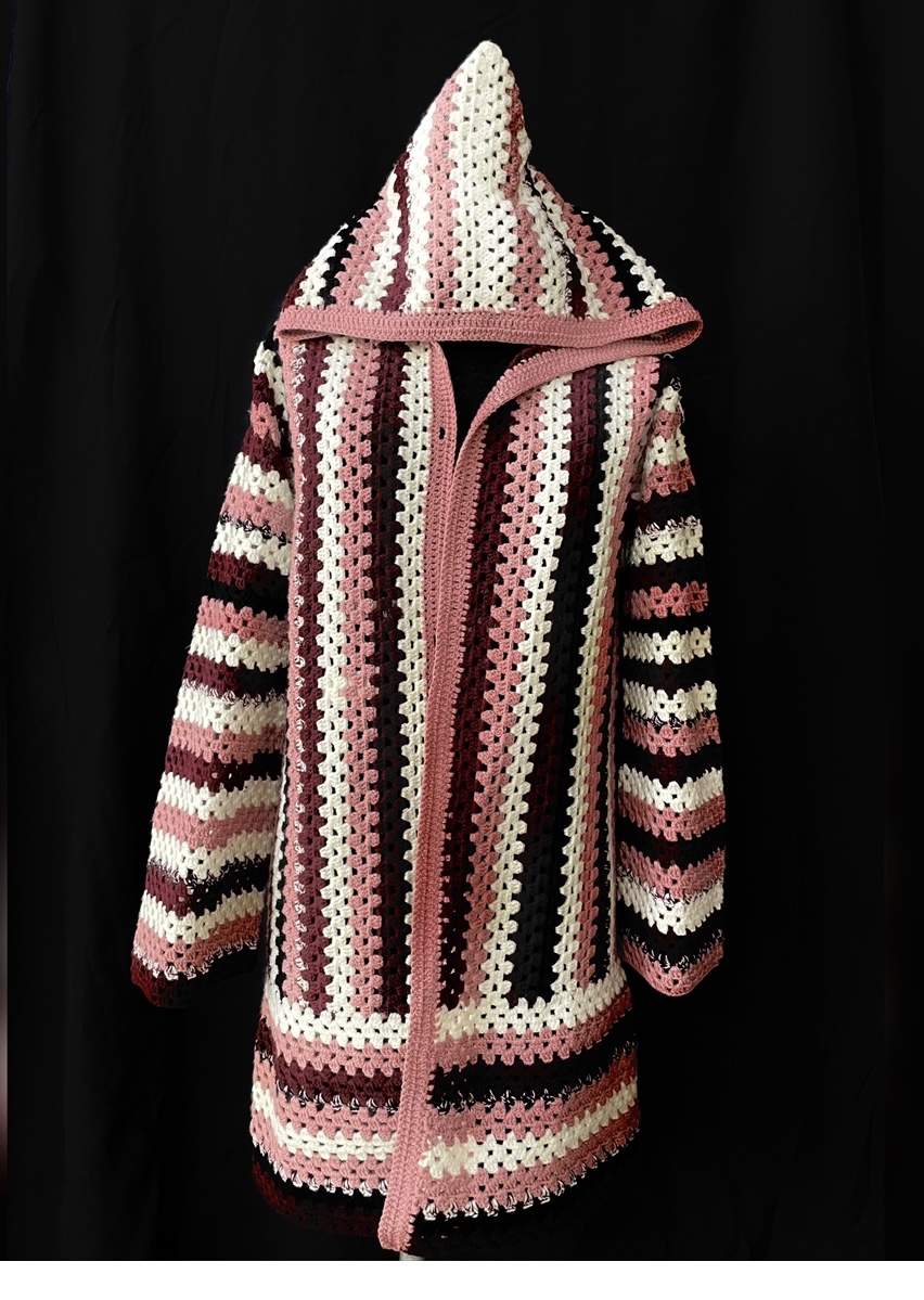 ژاکت کلاه دار قلاب بافی