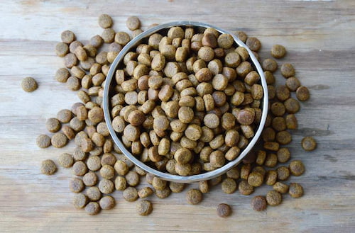 تصویر 3 از خوراک ماهی کپور گرانولی و پودری