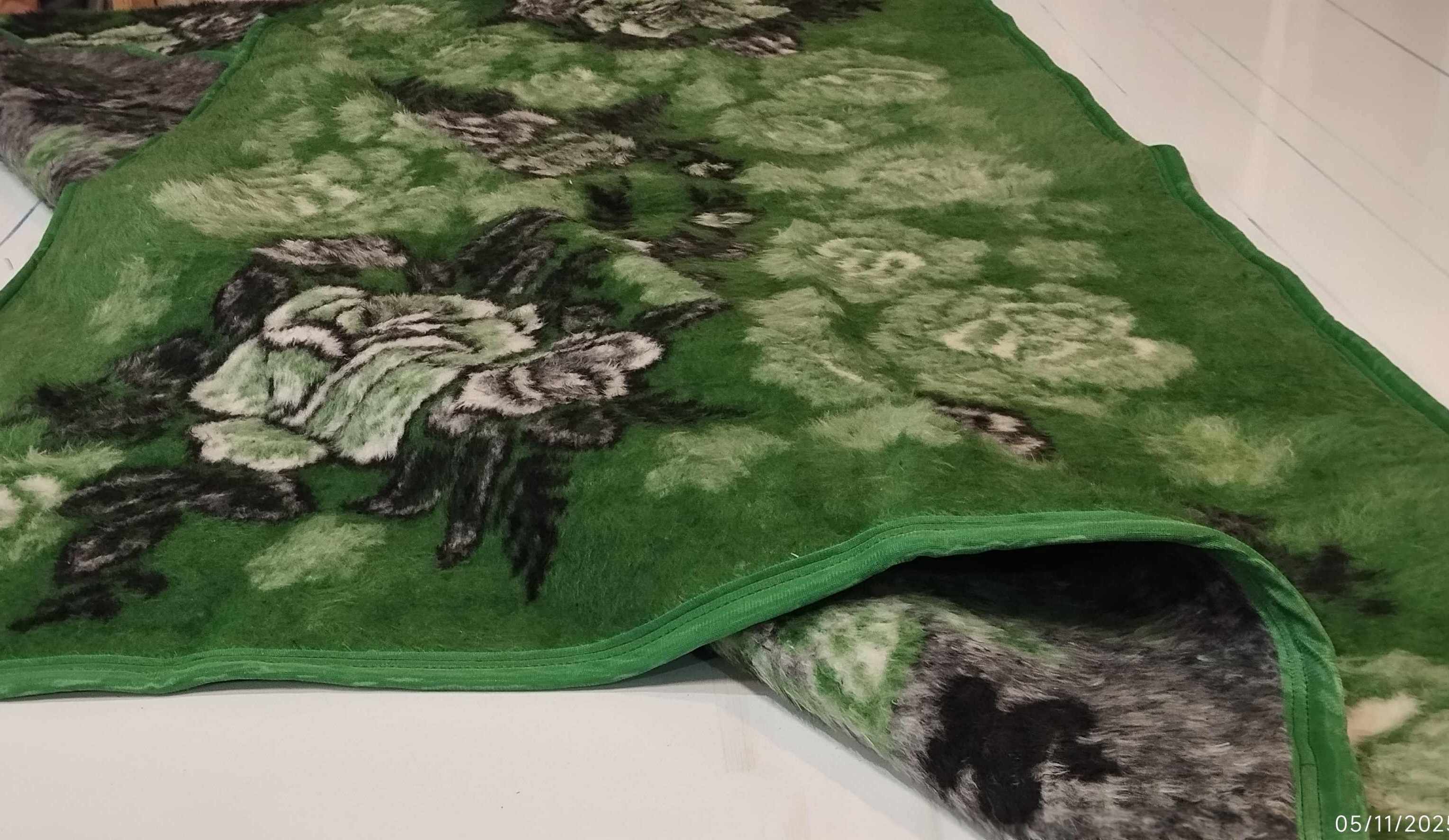 خرید عمده پتو مسافرتی مینک + فروش کارخانه