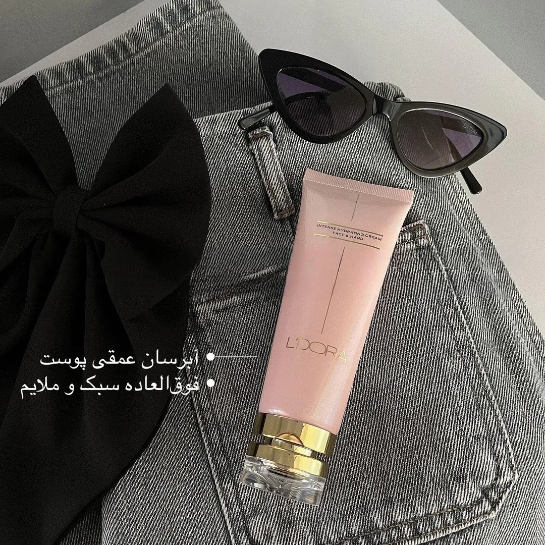 تصویر 3 از آبرسان لدورا رطوبت‌ رسان قدرتمند بدون ایجاد احساس چسبندگی