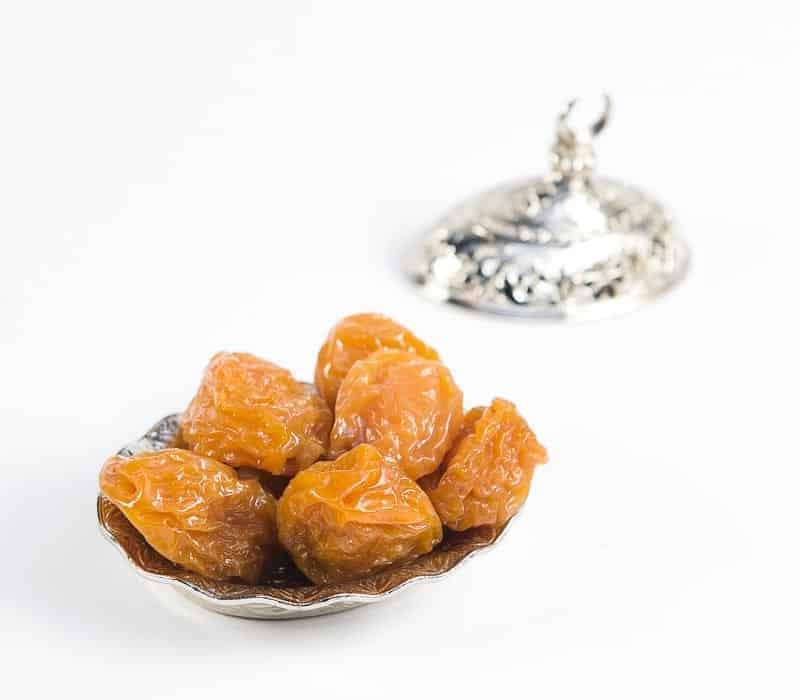 تصویر 2 از آلو بخارا خشک با طعم ترش و شیرین دلنشین