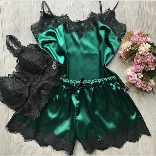 تاپ و شورت و نیم تنه ساتن