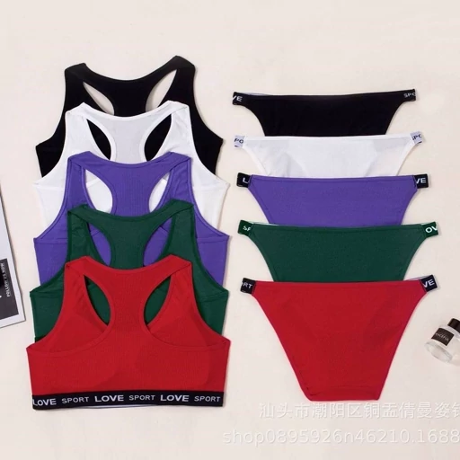 تصویر 3 از ست نیمتنه وشورت زنانه کش اسپرت