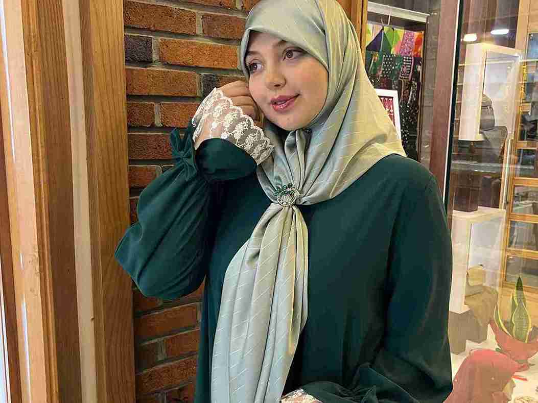 تصویر 4 از فروش عمده روسری ساتن سیلک + قیمت صادراتی