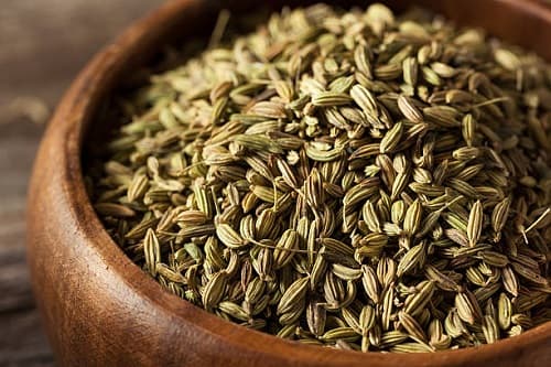 تصویر 1 از زیره سبز خشک عطر و طعمی به یاد ماندنی