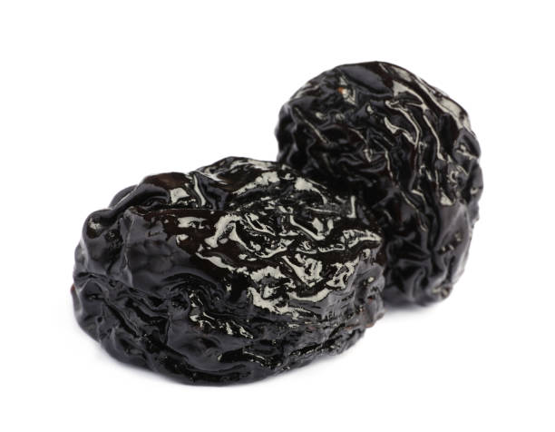 تصویر 1 از آلو بخارای سیاه کمک‌ کننده به بهبود هضم