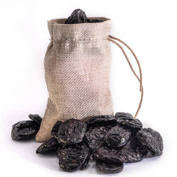 تصویر 4 از آلو بخارا سیاه گزینه‌ ای عالی برای تغذیه سالم