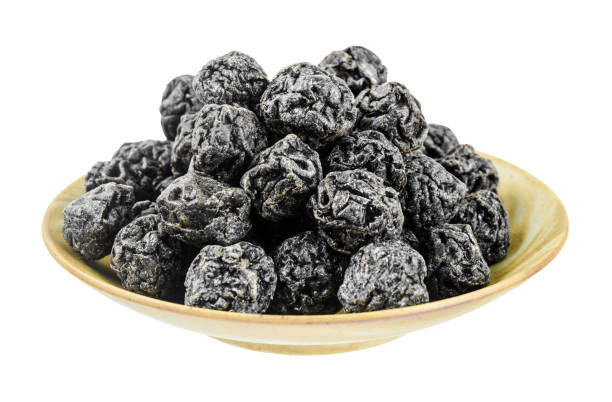 تصویر 3 از آلو بخارا سیاه مناسب استفاده در رژیم‌ های لاغری