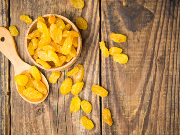 تصویر 2 از کشمش زرد درجه‌ یک با طعم شیرین و طبیعی