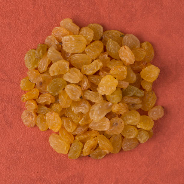 تصویر 2 از کشمش زرد سرشار از انرژی و مواد مغذی