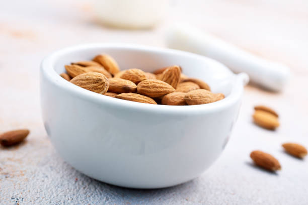 تصویر 4 از بادام تلخ تازه و با کیفیت مناسب مصارف دارویی