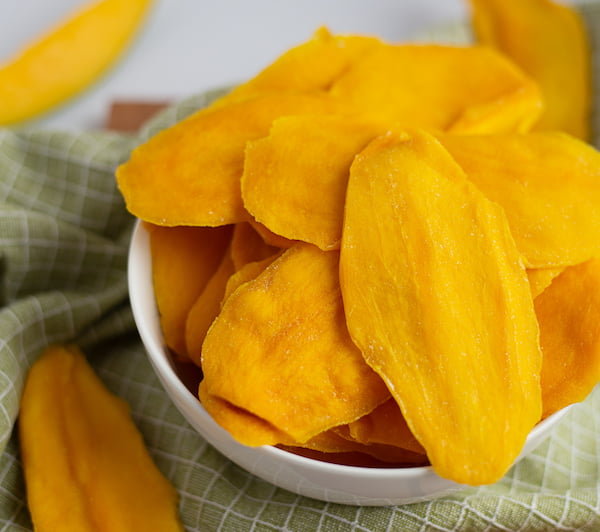 تصویر 1 از انبه خشک خارجی سرشار از ویتامین‌ ها و مواد معدنی