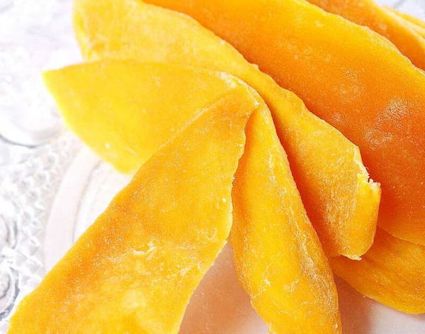 انبه خشک ترش مقوی و انرژی‌ زا برای مصرف روزانه