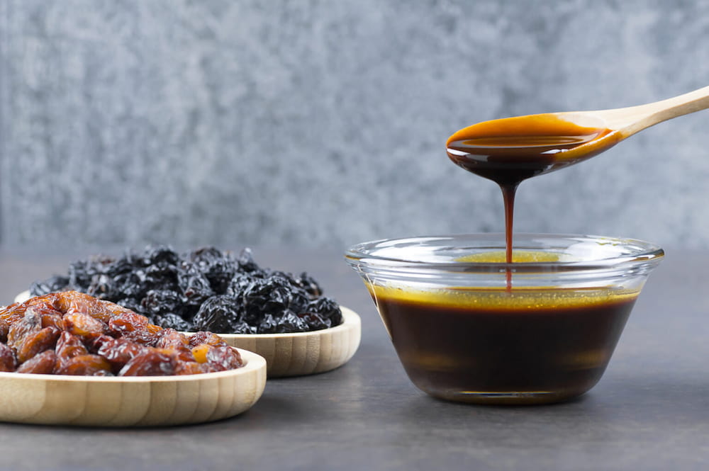 تصویر 1 از شیره خرما با طعم شیرین و اصیل جنوبی