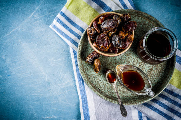 تصویر 2 از شیره خرما با عطر گرم و دل‌ نشین خرما