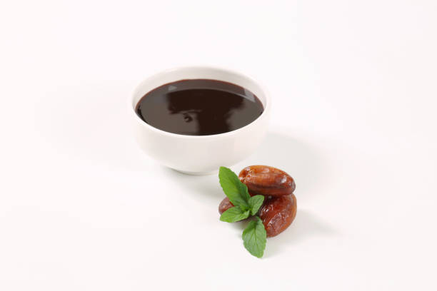 تصویر 1 از شیره خرما با عطر گرم و دل‌ نشین خرما