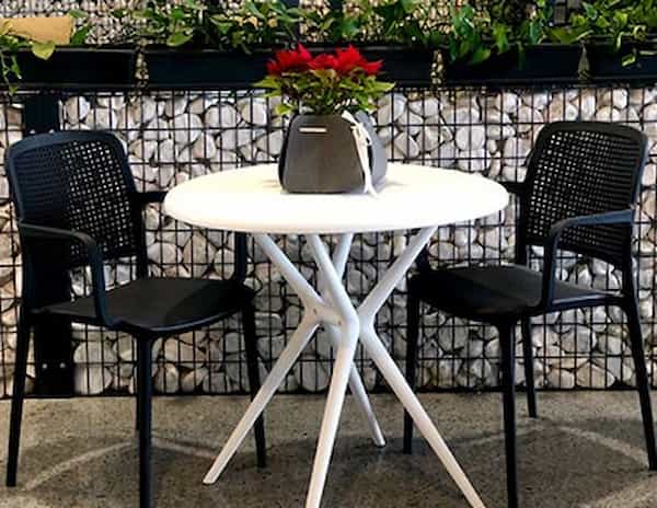 تصویر 3 از قیمت خرید میز و صندلی پلاستیکی گرد + فروش ویژه