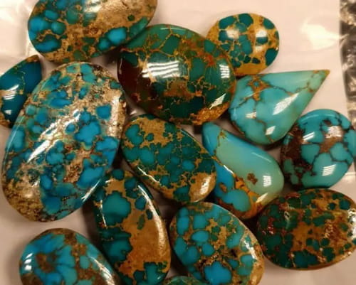 سنگ فیروزه قم + مرغوب برای ساخت زیورآلات دست‌ ساز