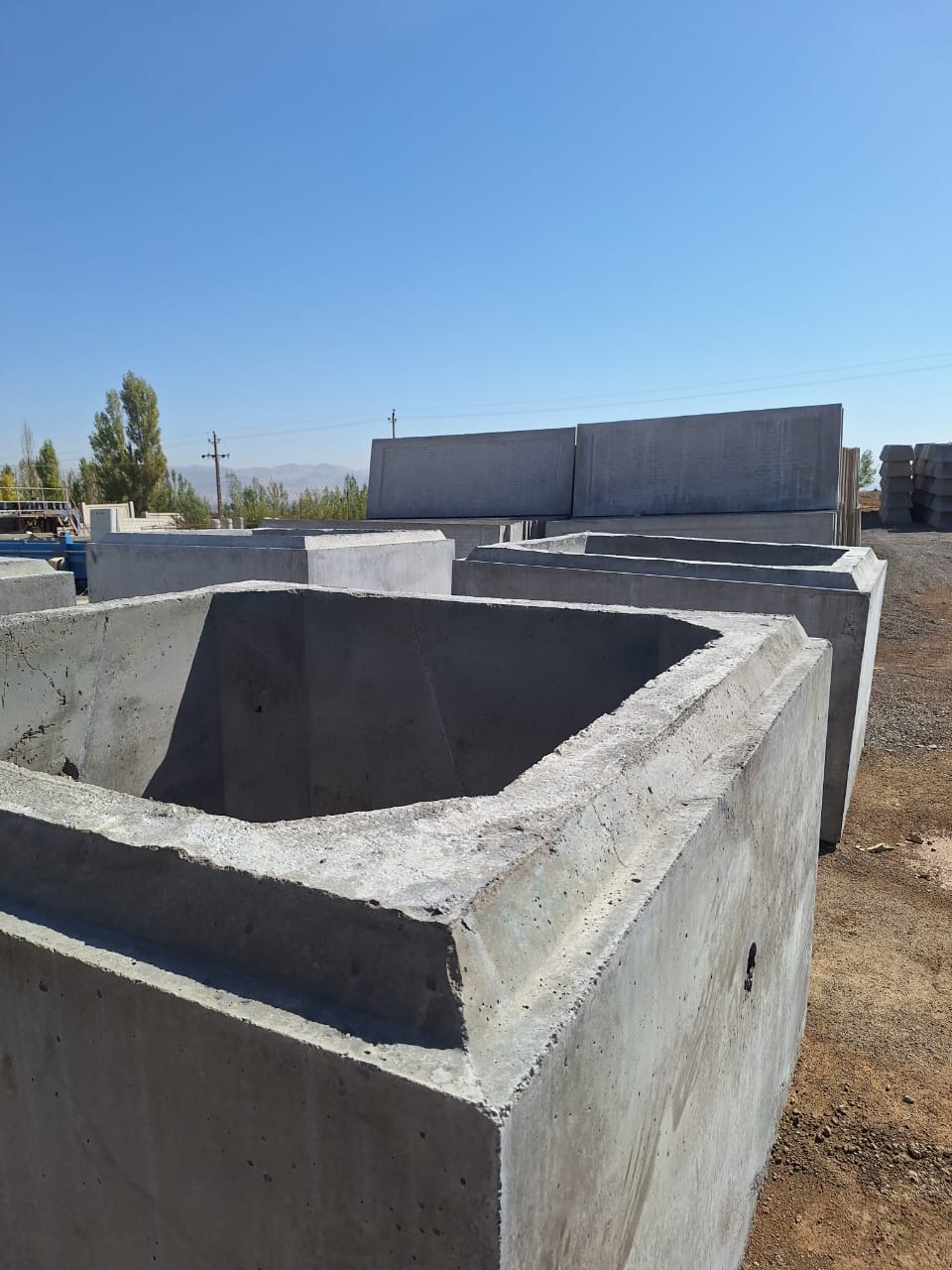 تصویر 4 از قیمت دیوار بتنی پیش ساخته خود ایستا