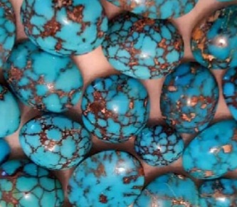 تصویر 2 از سنگ فیروزه قم + مرغوب برای ساخت زیورآلات دست‌ ساز