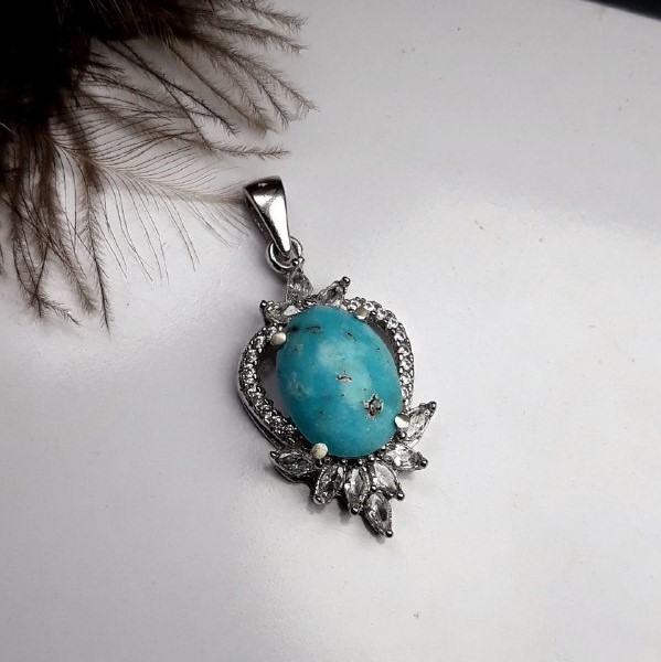 تصویر 3 از سنگ فیروزه مربعی اصل نیشابور + تراش‌ خورده باکیفیت عالی