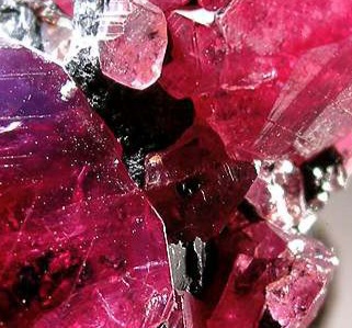 تصویر 1 از سنگ یاقوت سرخ + نگین لوکس و ارزشمند برای زیورآلات