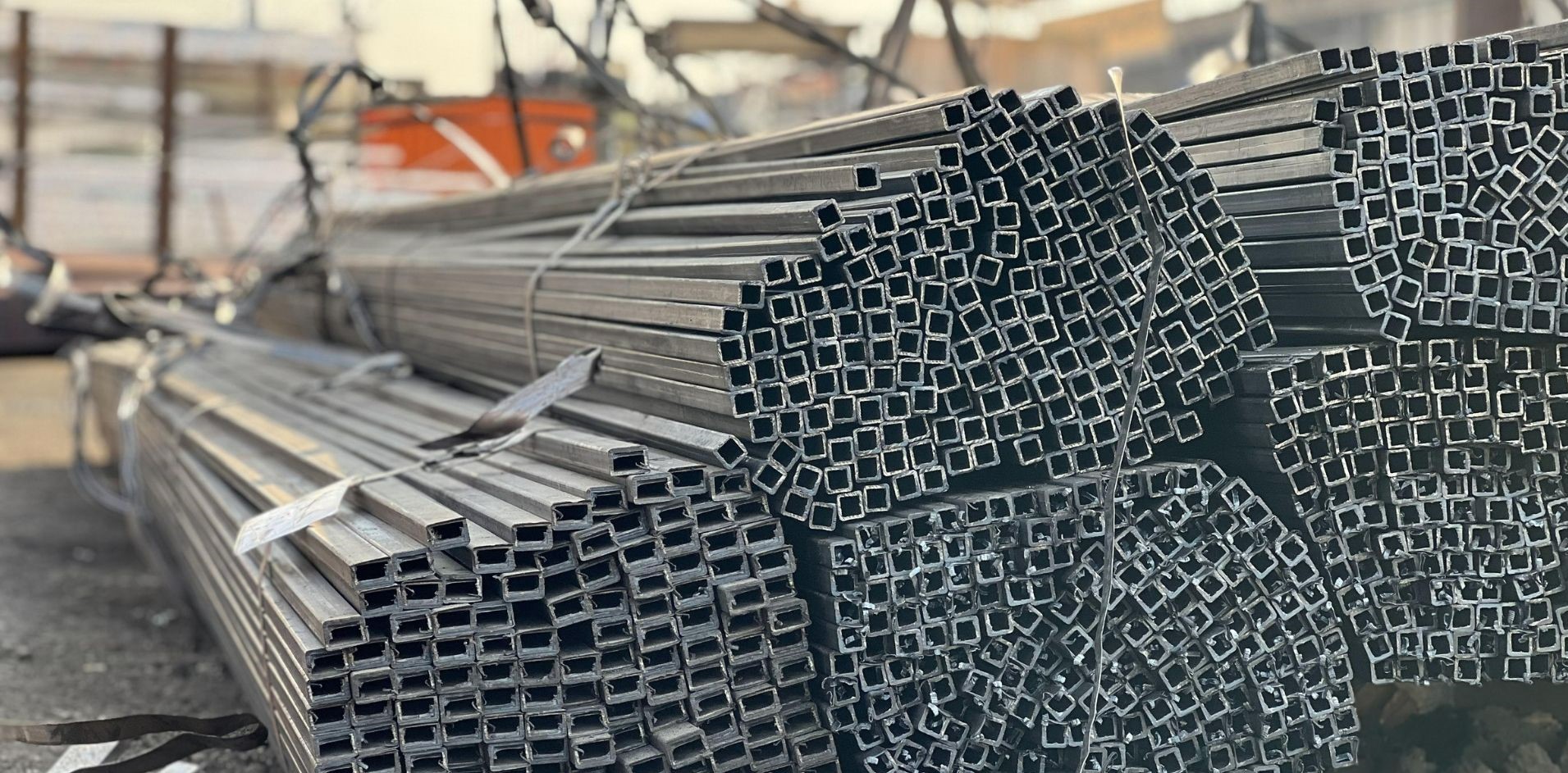 تصویر 2 از انواع فولاد حداد با آلیاژ سخت و مقاوم