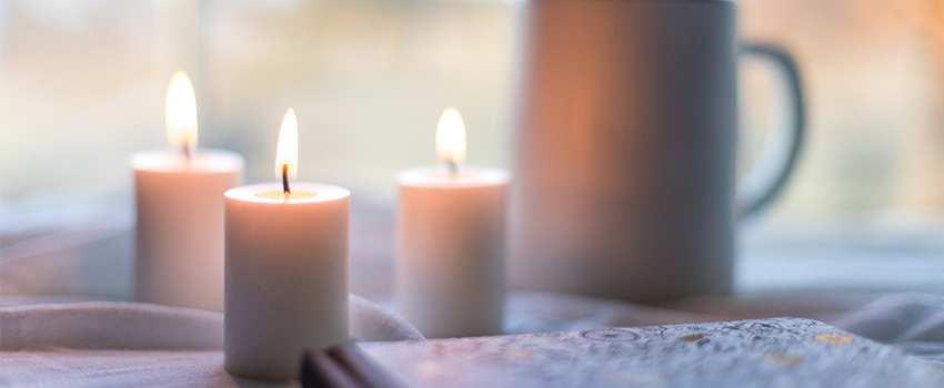 تصویر 2 از شمع عطری زمستانه با رایحه‌های گرم