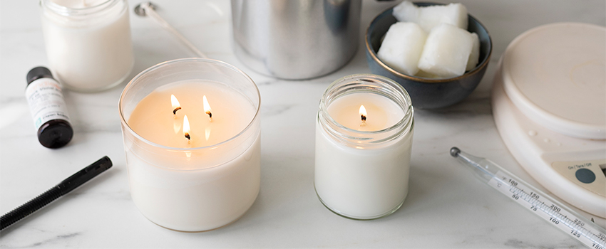 تصویر 4 از شمع عطری زمستانه با رایحه‌های گرم