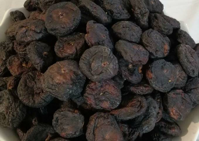 انجیر خشک سیاه عالی و با کیفیت