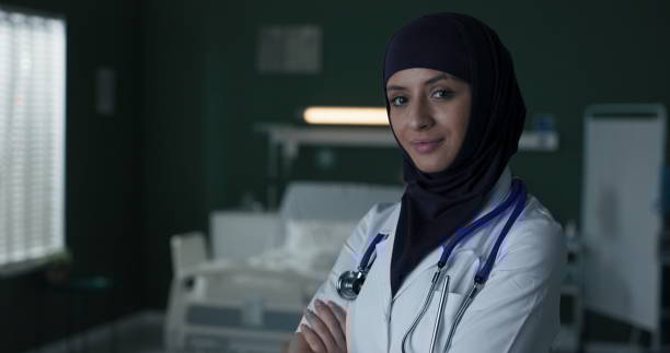 تصویر 3 از سفارش مستقیم لباس پزشک اورژانس + شرایط عالی