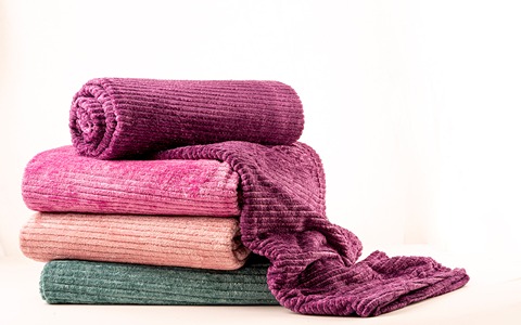 تصویر 2 از پتو صورتی ساده بهترین کیفیت