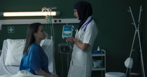 تصویر 3 از عرضه لباس بیمار زنانه با دوختی عالی