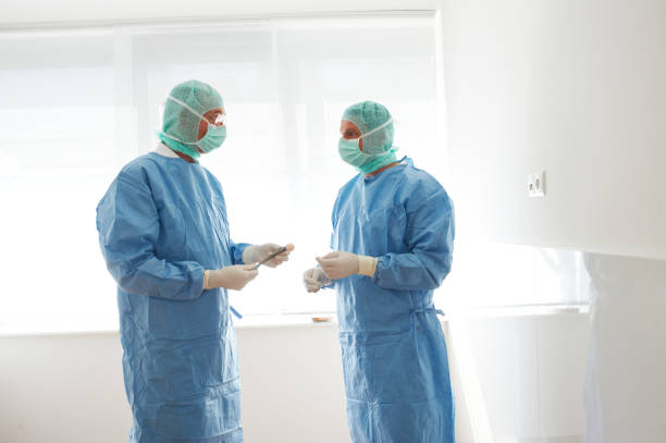 تصویر 1 از عرضه گان جراحی بیمار در تناژ بالا