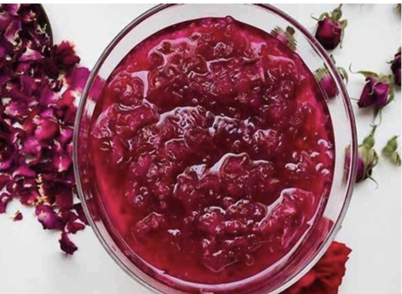 مربا گل سرخ